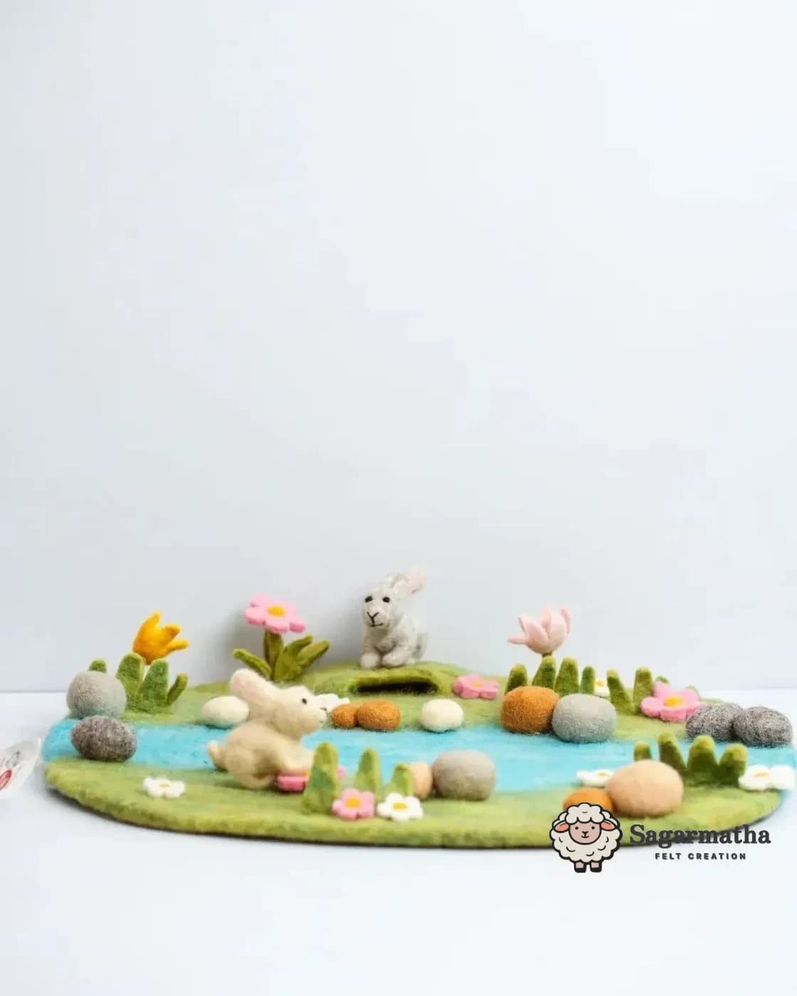 Bunny Pond Felt Play Mat