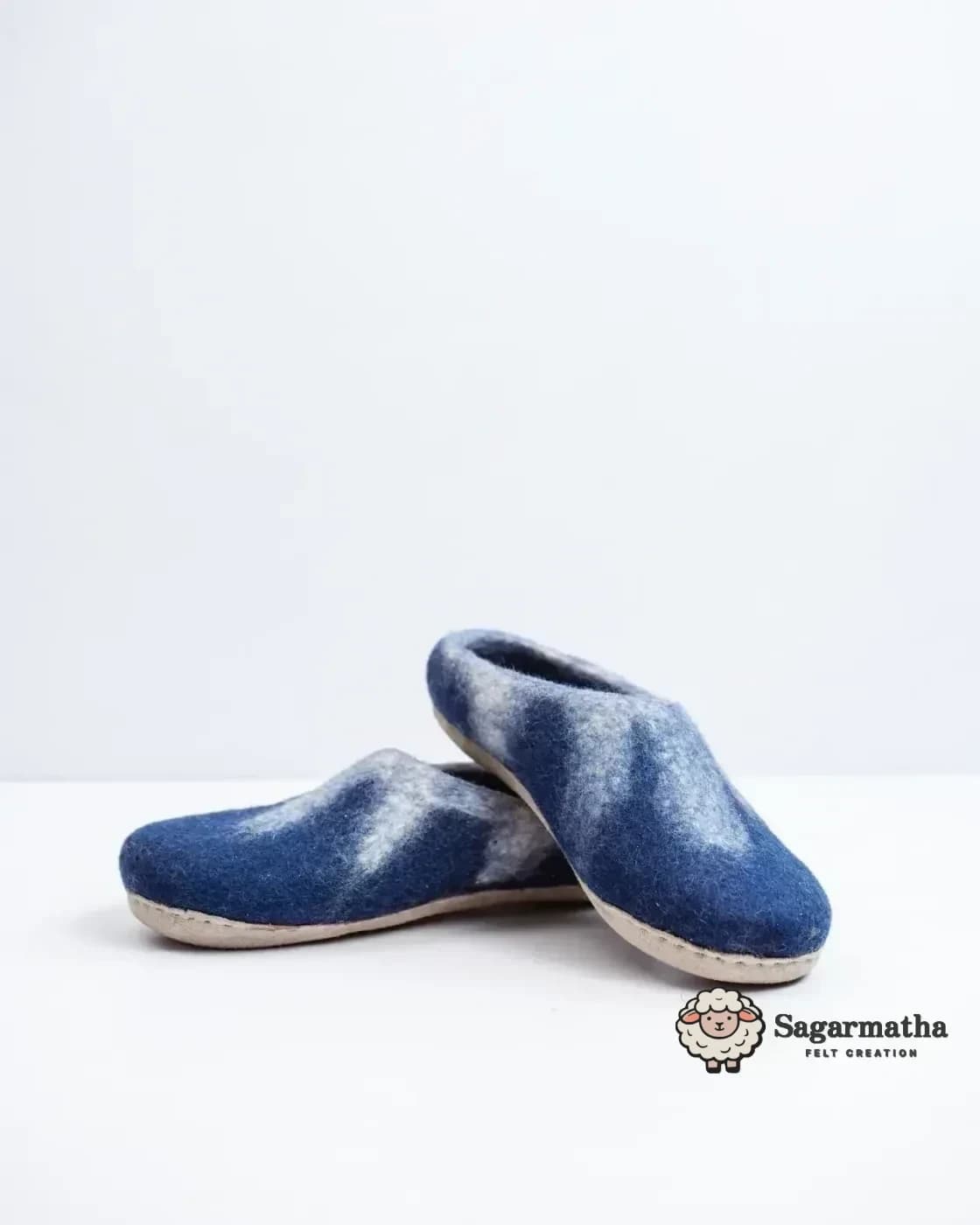 Patterned Wool Felt indoor Slippers